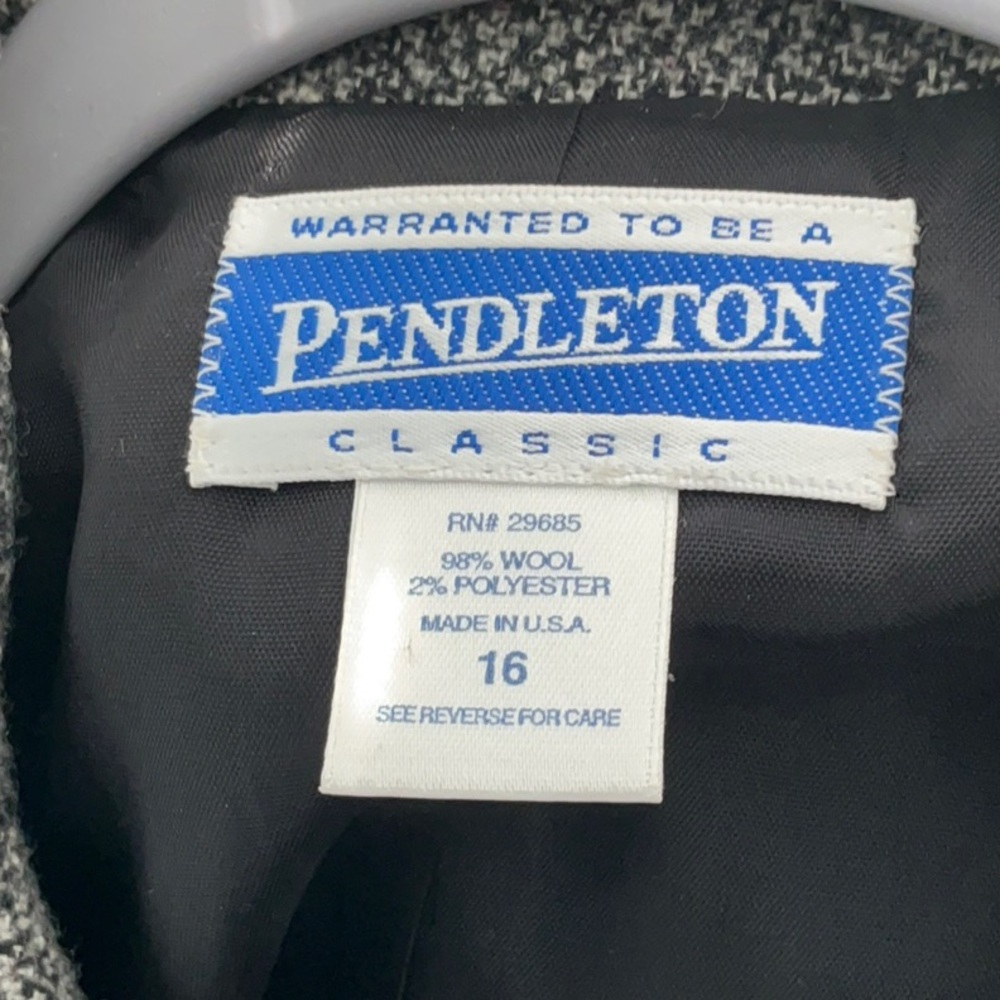 Pendleton Classic 4 button Blazer - image 3